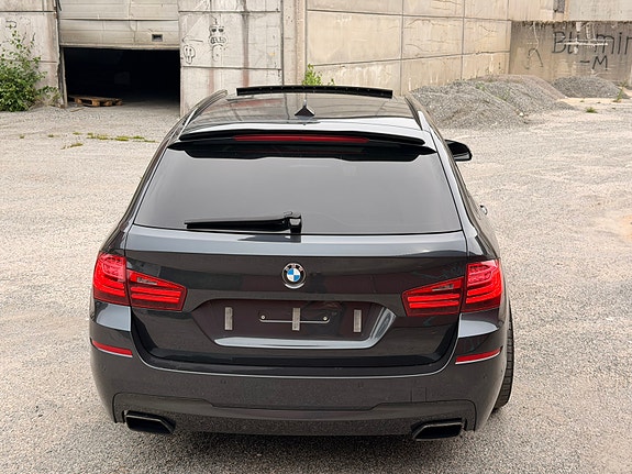 BMW M550d 12 of 30