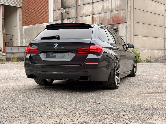 BMW M550d 11 of 30