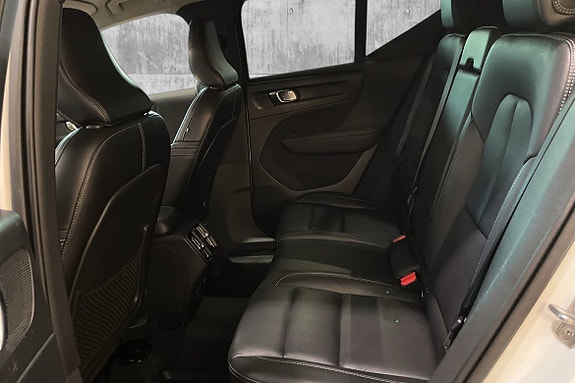 Volvo XC40 21 of 24
