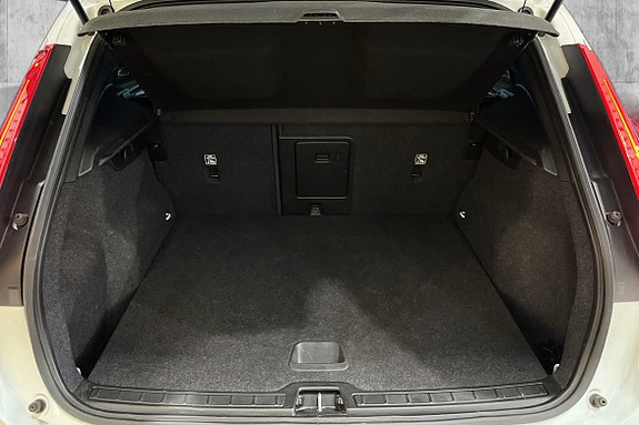 Volvo XC40 23 of 24