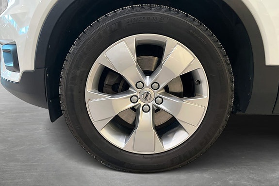 Volvo XC40 9 of 24