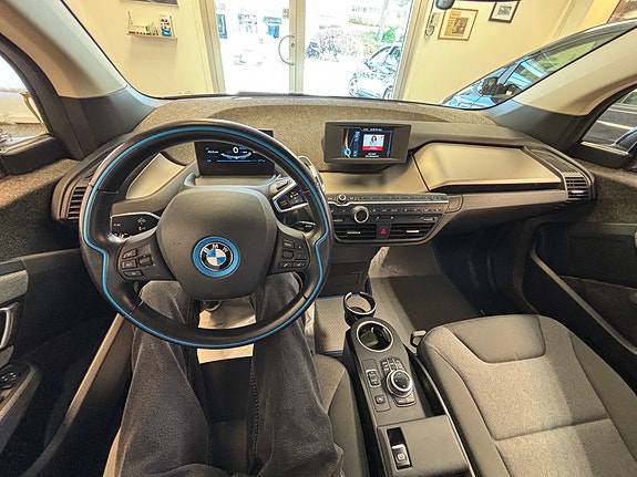 BMW i3 12 of 30