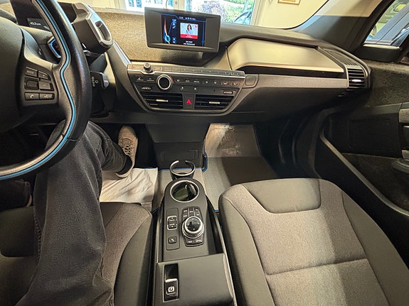 BMW i3 22 of 30