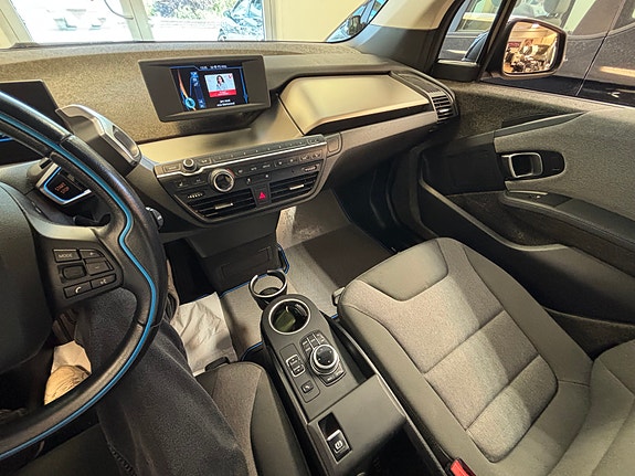 BMW i3 21 of 30