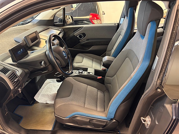 BMW i3 11 of 30