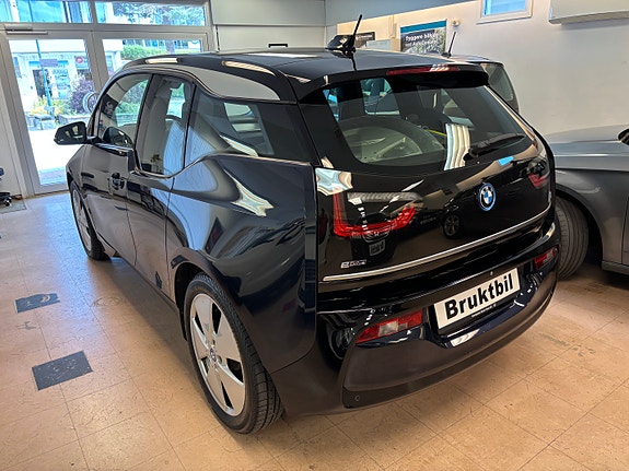BMW i3 9 of 30