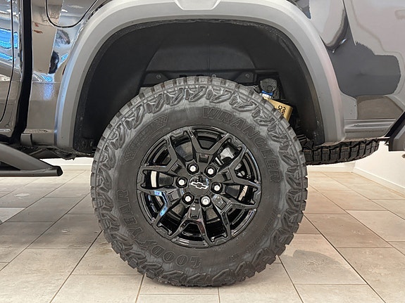 Chevrolet Colorado 12 of 30