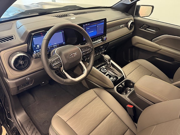 Chevrolet Colorado 18 of 30