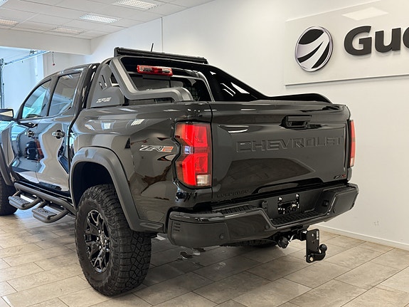 Chevrolet Colorado 7 of 30