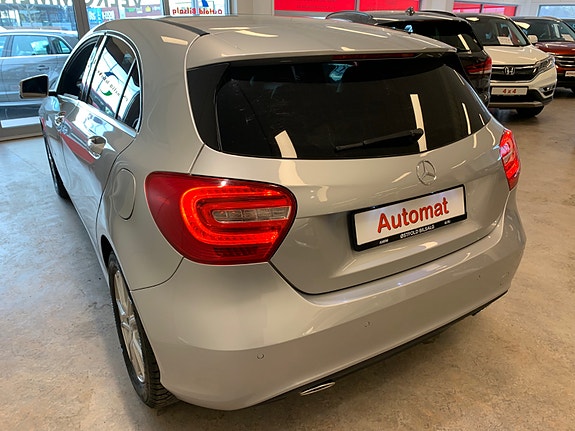 Mercedes-Benz A180 10 of 30