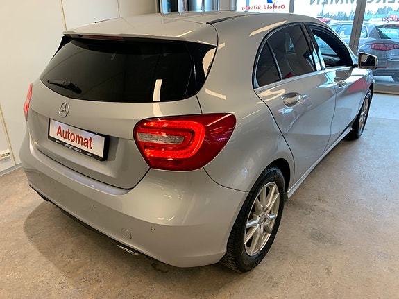Mercedes-Benz A180 9 of 30