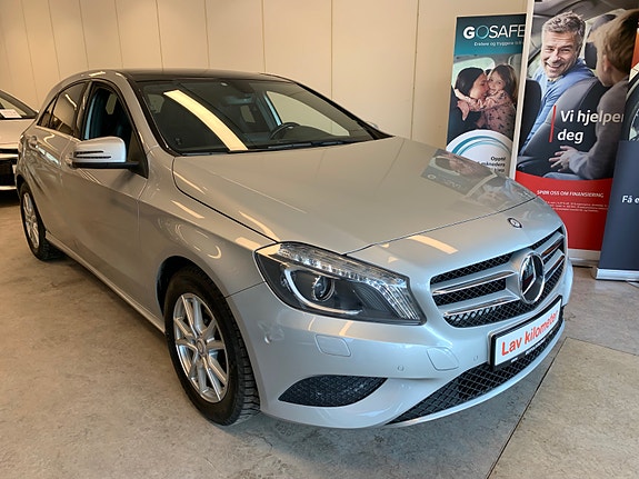 Mercedes-Benz A180 3 of 30