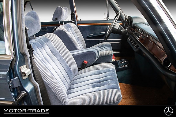 Mercedes-Benz 300 SEL 24 of 30