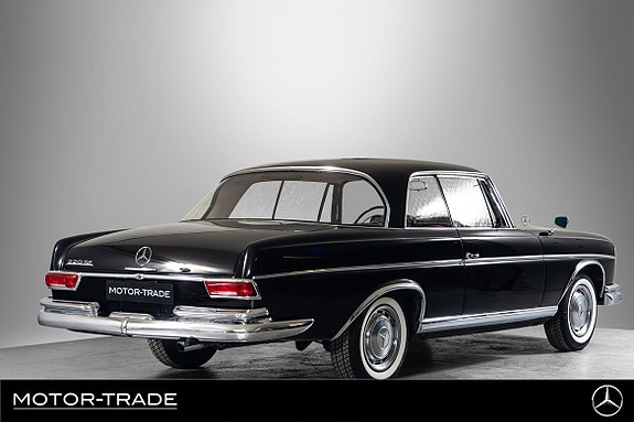 Mercedes-Benz 220 SEC 3 of 30