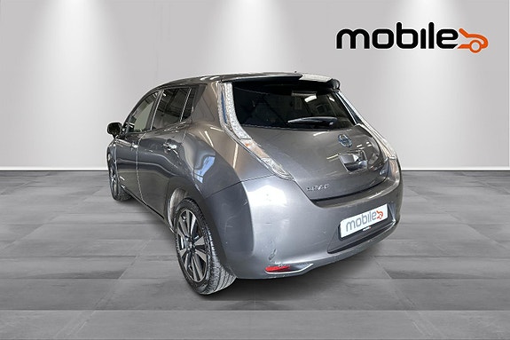 Nissan Leaf 21 of 30