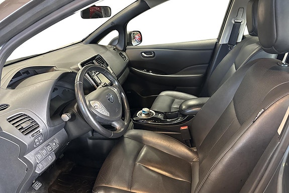 Nissan Leaf 8 of 30