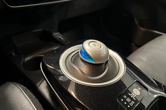 Nissan Leaf 14 of 30