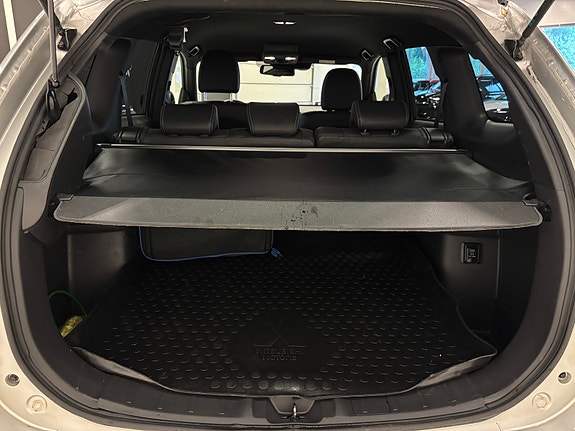 Mitsubishi Outlander 27 of 29