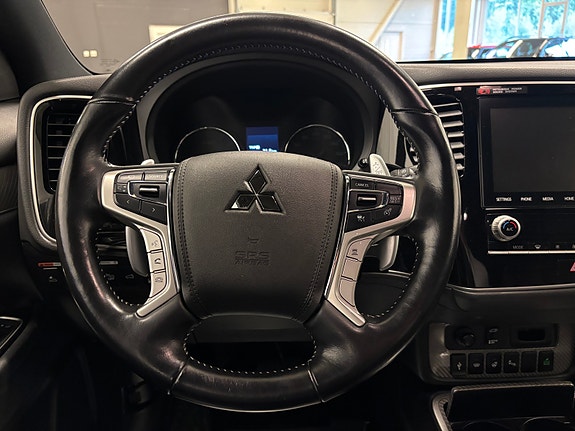 Mitsubishi Outlander 14 of 29