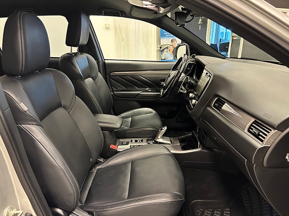 Mitsubishi Outlander 10 of 29
