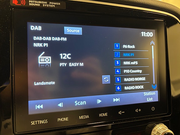 Mitsubishi Outlander 23 of 29
