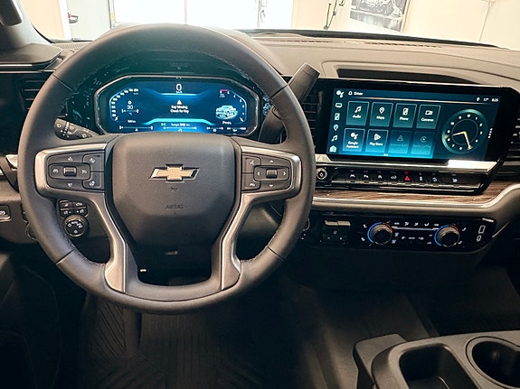 Chevrolet 11 of 30