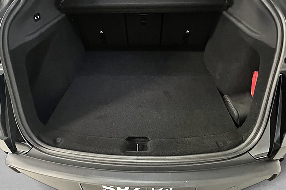Tesla Model Y 20 of 20