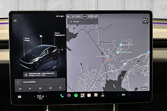 Tesla Model Y 15 of 20