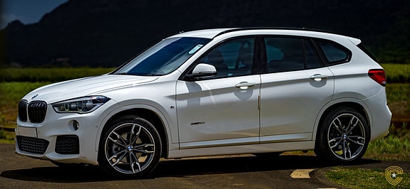 BMW X1 2 of 4