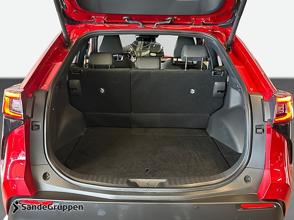 Subaru Solterra 16 of 17