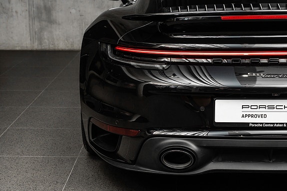 Porsche 911 9 of 30