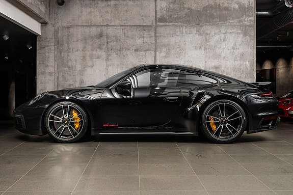 Porsche 911 2 of 30