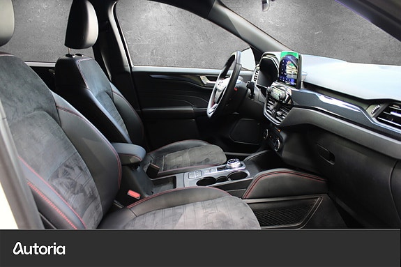 Ford Kuga 19 of 22