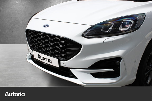 Ford Kuga 7 of 22