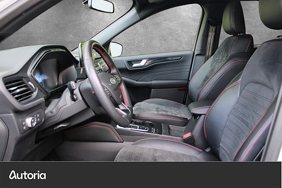Ford Kuga 9 of 22