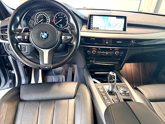 BMW X5 13 of 17