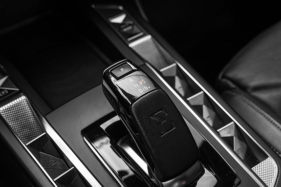 DS 3 Crossback 12 of 24