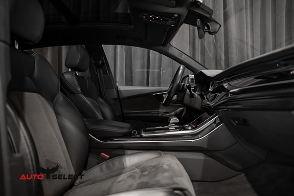 Audi Q8 28 of 30