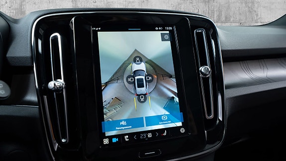 Volvo XC40 27 of 30