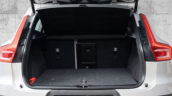 Volvo XC40 11 of 30