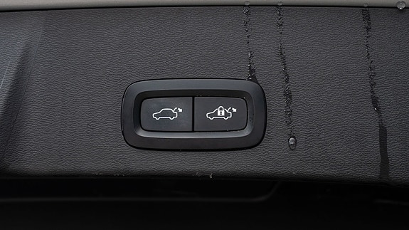 Volvo XC40 14 of 30