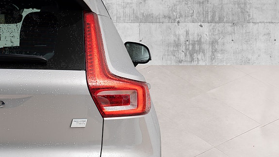 Volvo XC40 10 of 30