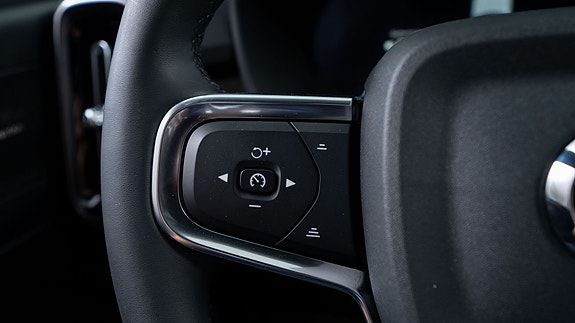 Volvo XC40 19 of 30
