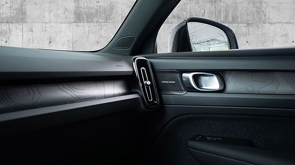 Volvo XC40 21 of 30