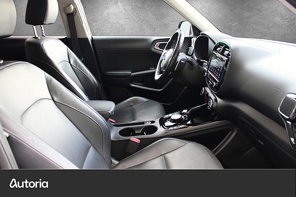 Kia e-Soul 18 of 22