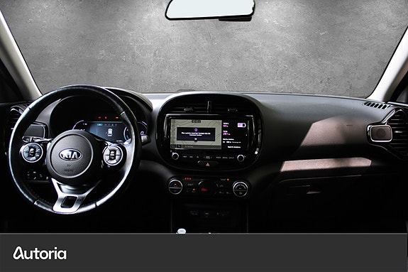 Kia e-Soul 11 of 22
