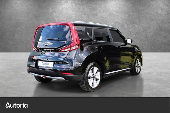 Kia e-Soul 2 of 22