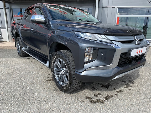 Mitsubishi L200 3 of 30