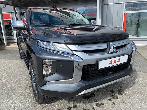 Mitsubishi L200 4 of 30