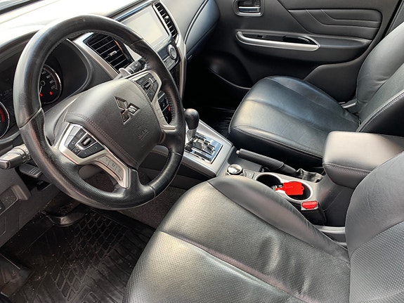 Mitsubishi L200 19 of 30